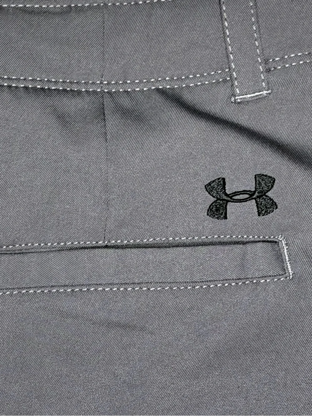 Under Armour Boys HeatGear Loose Performance Shorts Grey Youth Xl